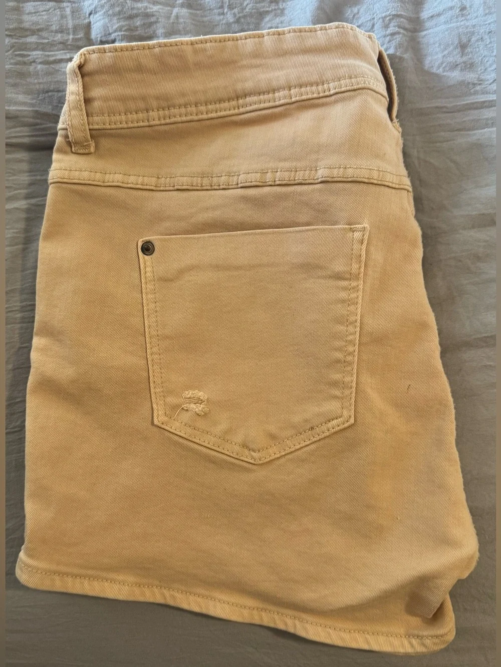 Zara Cream Denim Short Shorts size 10